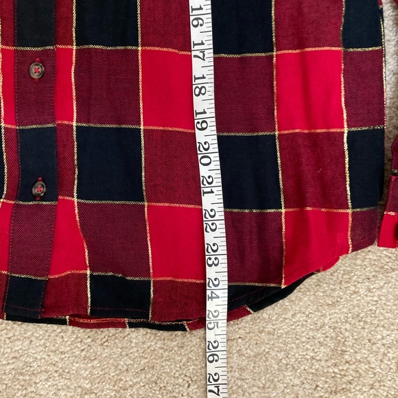 Warm flannel button-down shirt, perfect for winter/Xmas. Great cond, size PM - Picture 7 of 9
